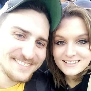 Meet your Posher, Derek